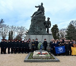 Заботливая и внимательная любовь к России –  Владимир Алексеевич Корнилов